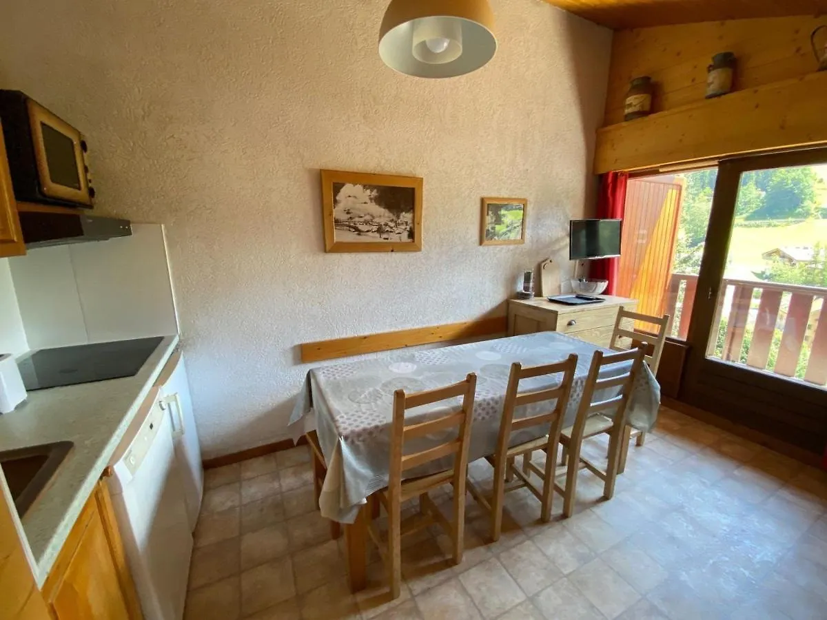 Appartement Cosy Au Coeur De La Clusaz - 6 Pers, Balcon Et Garage, Proche Commerces Et Ski. - Fr-1-459-32 0*,